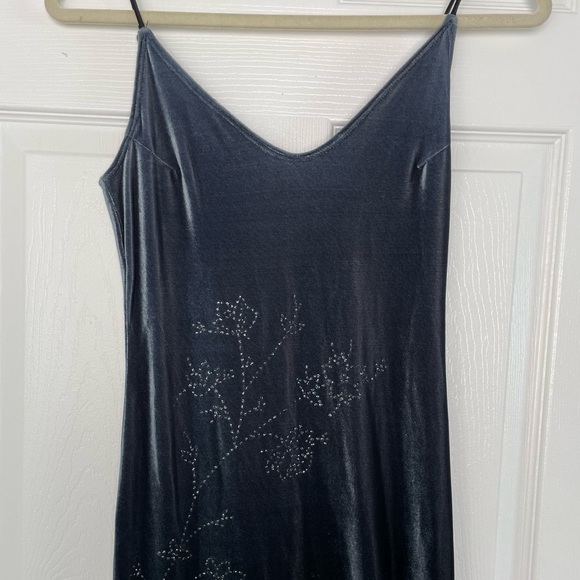 Rampage Dresses & Skirts - 90’s Velvet Glitter Slit Leg Dress